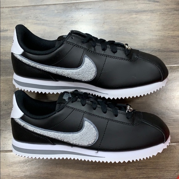 NIKE CORTEZ BASIC LTR SE (GS) - Picture 14 of 16